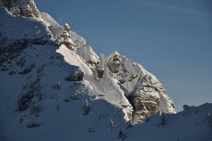 Montagne enneigée