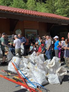 CleanUp Tour 2021 - pesée des sacs de déchets ramassés