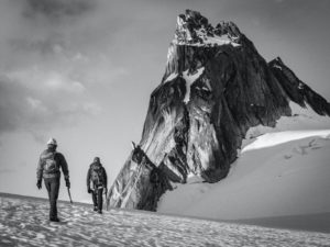 Alpinistes en approche