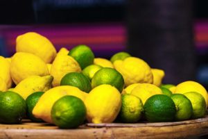 Citrons jaunes et verts